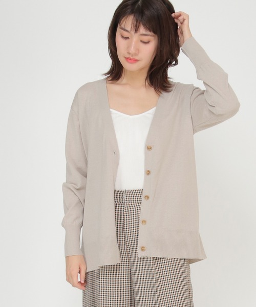 ikka（イッカ）の「V襟ロングカーディガン（カーディガン/ボレロ・レディース・ブラック/ベージュ/オフホワイト/グリーン・S/M/L）」の3枚目の写真