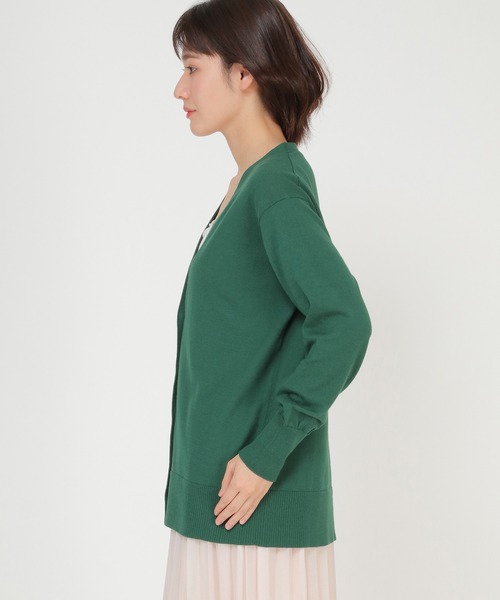 ikka（イッカ）の「V襟ロングカーディガン（カーディガン/ボレロ・レディース・ブラック/ベージュ/オフホワイト/グリーン・S/M/L）」の10枚目の写真