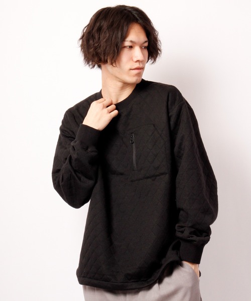 House of Blues（ハウスオブブルース）の「キルティング天竺ポケット付きクルーネック（スウェット・メンズ・ブラック/グレー・M/L）」の2枚目の写真