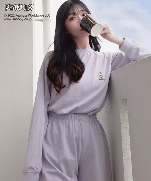 PEANUTS（ピーナッツ）の「【SNOOPY】スヌーピーバックプリント ロンT&ショートパンツセットアップ（ルームウェア/パジャマ・レディース・オフホワイト/グリーン/ラベンダー/チャコールグレー/ピンク/ベージュ・M/L）」の5枚目の写真