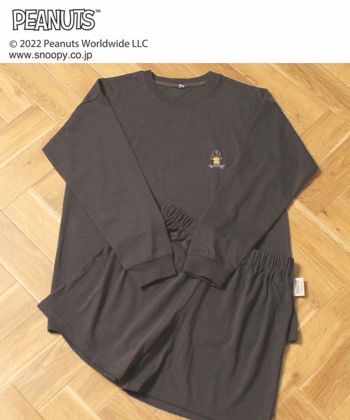 PEANUTS（ピーナッツ）の「【SNOOPY】スヌーピーバックプリント ロンT&ショートパンツセットアップ（ルームウェア/パジャマ・レディース・オフホワイト/グリーン/ラベンダー/チャコールグレー/ピンク/ベージュ・M/L）」の19枚目の写真