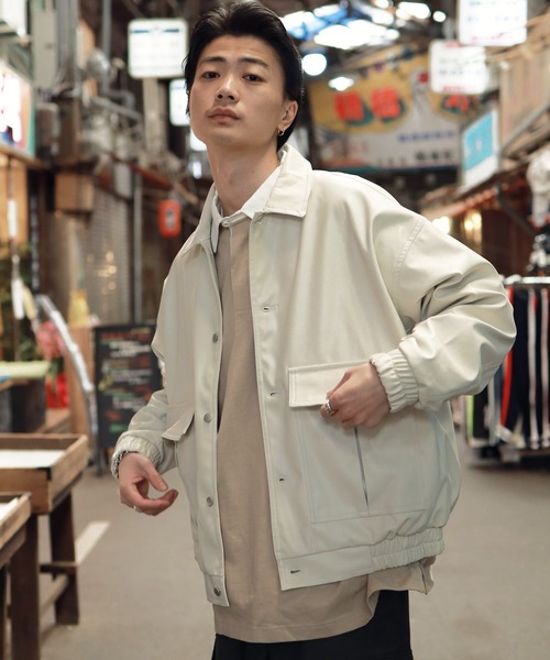 Lulu & Arnie(るるあんどあーにー)の「フェイクレザー トラッカー ジャケット ブルゾン(ブルゾン・メンズ・ブラック/アイボリー/モカ・MEDIUM/LARGE)」の12枚目の写真