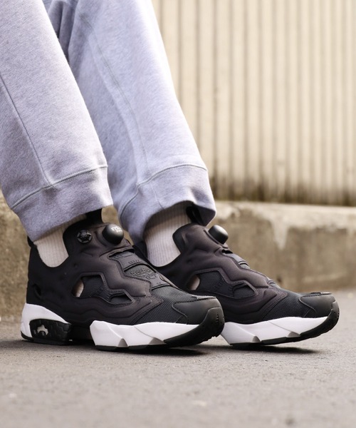 Reebok(リーボック)の「Reebok/リーボック INSTAPUMP FURY OG MU インスタ ポンプフューリー(スニーカー・メンズ・ブラック×ホワイト・28/26.5/27.5/27/26)」の15枚目の写真