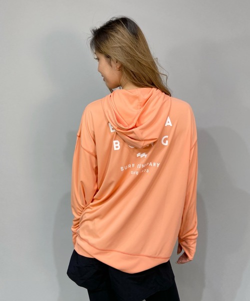 BILLABONG(ビラボン)の「BILLABONG/ビラボン ルーズシルエット バックプリント無地長袖ラッシュガード/フルジップパーカーラッシュガード BC013-852(ラッシュガード・レディース・ホワイト/ブラック/オレンジ・M/L)」の18枚目の写真