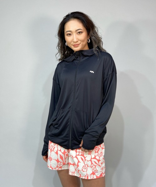 BILLABONG(ビラボン)の「BILLABONG/ビラボン ルーズシルエット バックプリント無地長袖ラッシュガード/フルジップパーカーラッシュガード BC013-852(ラッシュガード・レディース・ホワイト/ブラック/オレンジ・M/L)」の15枚目の写真