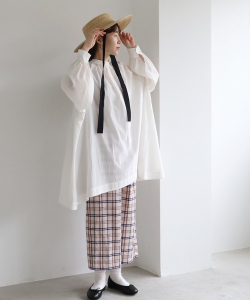 yuni(ユニ )の「オーガニックコットン混 2way gather tunic(シャツ/ブラウス・レディース・ホワイト/ブラック/イエロー・FREE)」の14枚目の写真