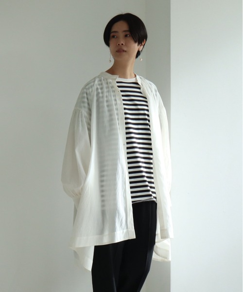 yuni(ユニ )の「オーガニックコットン混 2way gather tunic(シャツ/ブラウス・レディース・ホワイト/ブラック/イエロー・FREE)」の7枚目の写真