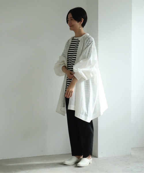 yuni(ユニ )の「オーガニックコットン混 2way gather tunic(シャツ/ブラウス・レディース・ホワイト/ブラック/イエロー・FREE)」の4枚目の写真