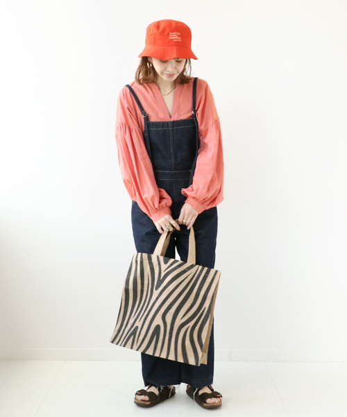 Simplicite(サンプリシテ)の「Embroidery Bucket hat(ハット・レディース・ホワイト/ブラック/イエロー/ブルー/ベージュ・FREE)」の22枚目の写真