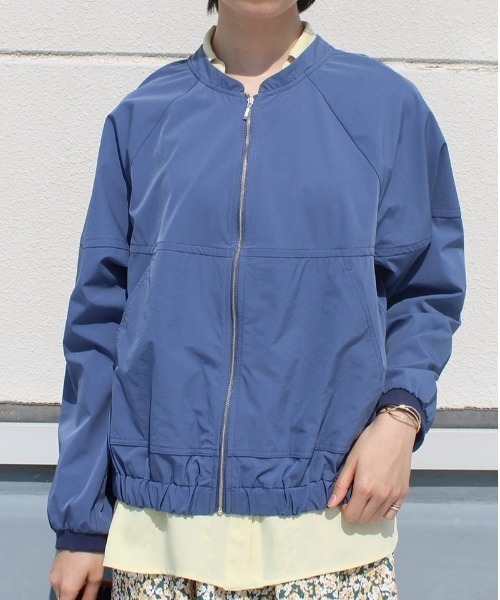 leswel(レスウェル)の「【M~5L 大きいサイズ】切替え ボリューム ショート丈 ブルゾン(ブルゾン・レディース・ネイビー/ベージュ・M/5L/L/LL/3L/4L)」の14枚目の写真