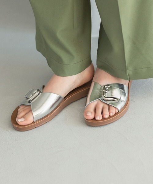 LEPSIM（レプシィム）の「【ゼロかる】バックルサンダル　264170（サンダル・レディース・パイソン/ブラック/ゼブラ/オフホワイト/シルバー・LARGE/MEDIUM/SMALL）」の4枚目の写真