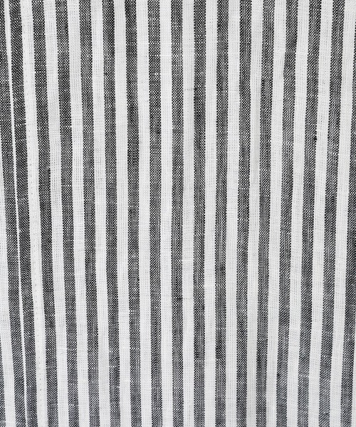 marka（マーカ）の「marka / マーカ：COVER ALL SHIRT - 60/-linen poplin -：M22B-02SH01C[COR]（シャツ/ブラウス・メンズ・ブラック系その他・1/2/3）」の9枚目の写真