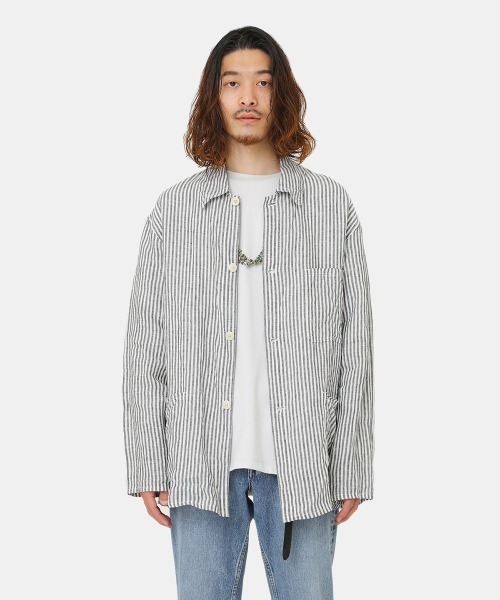 marka（マーカ）の「marka / マーカ：COVER ALL SHIRT - 60/-linen poplin -：M22B-02SH01C[COR]（シャツ/ブラウス・メンズ・ブラック系その他・1/2/3）」の8枚目の写真