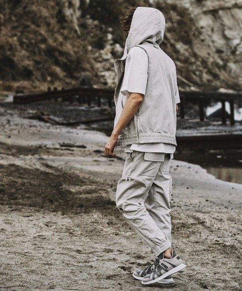 NO ID.（ノーアイディ）の「mko10469-ﾏﾙﾁﾌｧﾌﾞﾘｯｸﾛｰｶｯﾄｽﾆｰｶｰ（スニーカー・メンズ・ブラック/グレー/レオパード・40/44/42）」の10枚目の写真