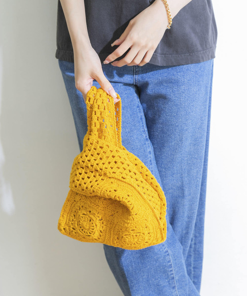 URBAN RESEARCH（アーバンリサーチ）の「ハンドクロシェニットBag（ショルダーバッグ・レディース・オフホワイト/オレンジ/ネイビー・FREE）」の4枚目の写真