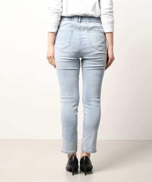 HONEYSUCKLE ROSE(ハニーサックルローズ)の「接触冷感でなつでも涼しく【HONEYSUCKLE ROSE】サマーデニムスリム(デニムパンツ・レディース・ダークインディゴブルー/ライトインディゴブルー・S/M/L/XS)」の4枚目の写真