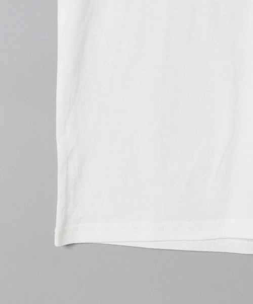 JEANASIS（ジーナシス）の「アソートビンテージプリントT/298493（Tシャツ/カットソー・レディース・オフホワイト/ブラック/イエロー・FREE）」の11枚目の写真