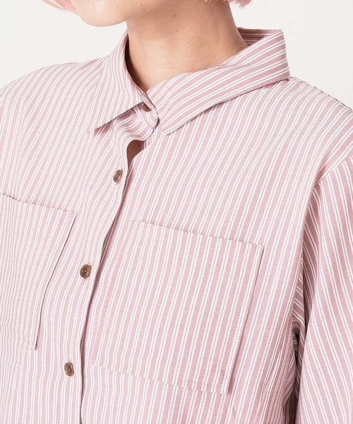 A de a.v.v（アードアー・ヴェ・ヴェ）の「［SET UP対応］ストライプ柄サイドスリットシャツ（シャツ/ブラウス・レディース・ピンク/ライトグレー・36/38）」の5枚目の写真