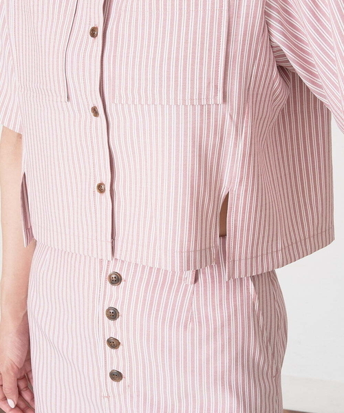 A de a.v.v（アードアー・ヴェ・ヴェ）の「［SET UP対応］ストライプ柄サイドスリットシャツ（シャツ/ブラウス・レディース・ピンク/ライトグレー・36/38）」の16枚目の写真