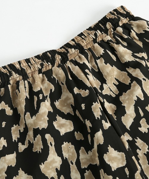 SUGAR BISKET（シュガービスケット）の「レオパード柄ワイドパンツ（その他パンツ・レディース・ホワイト/ピンク/ブラック・M/L）」の5枚目の写真