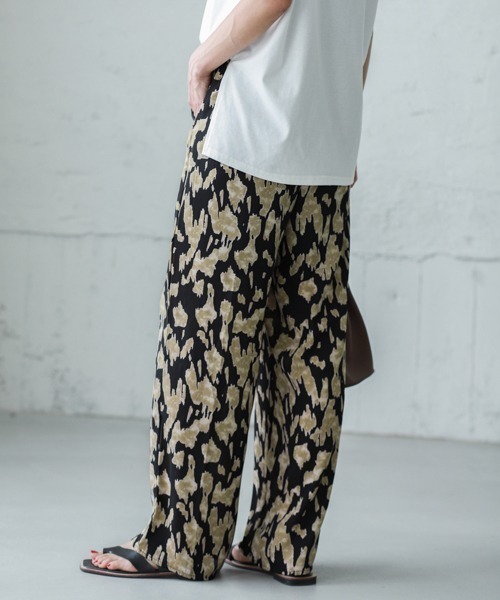 SUGAR BISKET（シュガービスケット）の「レオパード柄ワイドパンツ（その他パンツ・レディース・ホワイト/ピンク/ブラック・M/L）」の10枚目の写真