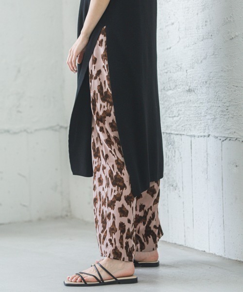 SUGAR BISKET（シュガービスケット）の「レオパード柄ワイドパンツ（その他パンツ・レディース・ホワイト/ピンク/ブラック・M/L）」の13枚目の写真