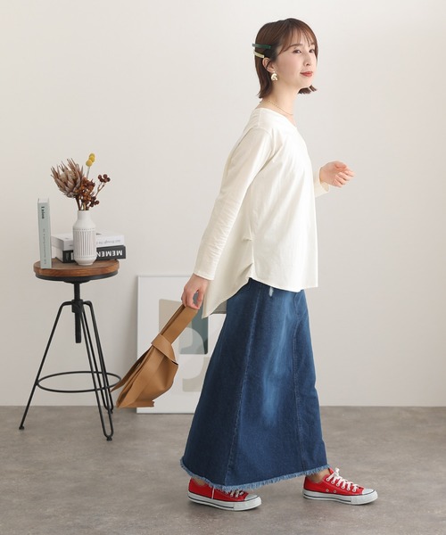 ElegChic（エレグシック）の「脇 タック Vネック 長袖 カットソー（Tシャツ/カットソー・レディース・ブラック/ライトベージュ/オフホワイト/カーキ・XL/5L/M）」の16枚目の写真