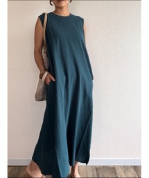 ロング丈 Aラインノースリーブワンピース
