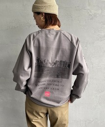 [MANHATTAN PORTAGE/マンハッタンポーテージ] 別注 バックフォトプリントクルーネックスウェット