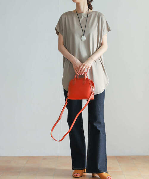 URBAN RESEARCH DOORS（アーバンリサーチドアーズ）の「コットンリヨセルチュニックプルオーバー（Tシャツ/カットソー・レディース・ベージュ/ネイビー/ブラウン系その他・MEDIUM）」の16枚目の写真