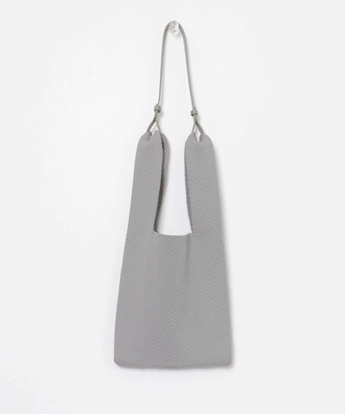 RODE SKO（ロデスコ）の「ショルダー付ニットトートバッグ（トートバッグ・レディース・グレー/グリーン/イエロー系その他/オレンジ/オレンジ系その他・ONE）」の2枚目の写真