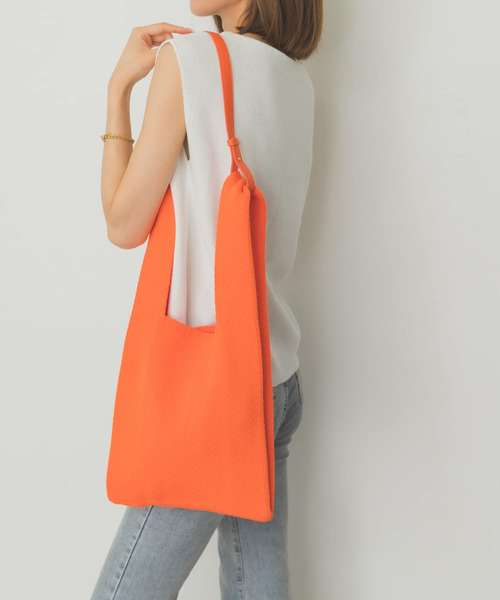 RODE SKO（ロデスコ）の「ショルダー付ニットトートバッグ（トートバッグ・レディース・グレー/グリーン/イエロー系その他/オレンジ/オレンジ系その他・ONE）」の9枚目の写真