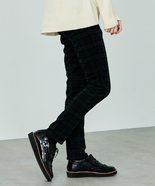 SOMETHING（サムシング）の「SOMETHING BODYFIRE 裏起毛スキニーデニムパンツ【暖】冬用あったかパンツ（デニムパンツ・レディース・インディゴブルー/ダークインディゴブルー/ブラック系その他/ブラック・26/27/28/29/25）」の19枚目の写真