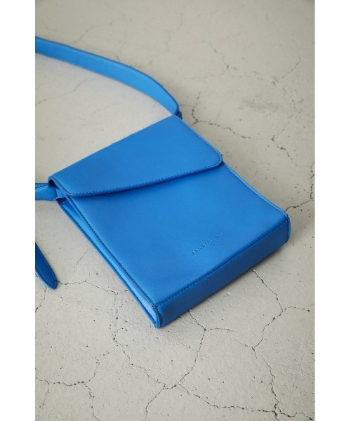 AZUL by moussy（アズールバイマウジー）の「FAUX LEATHER COLOR SHOULDER/フェイクレザーカラーショルダー（ショルダーバッグ・メンズ・ブラック/カーキ/グリーン/ブルー/グレー・FREE）」の10枚目の写真