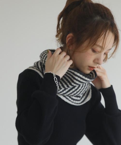 frames RAY CASSIN（フレームスレイカズン）の「WEB限定 リブネックウォーマー アームウォーマー別売り（ネックウォーマー/スヌード・レディース・ターコイズブルー/オートミール/キャメル/スミクロ/イエロー×グリーン/ブラック系・FREE）」の13枚目の写真