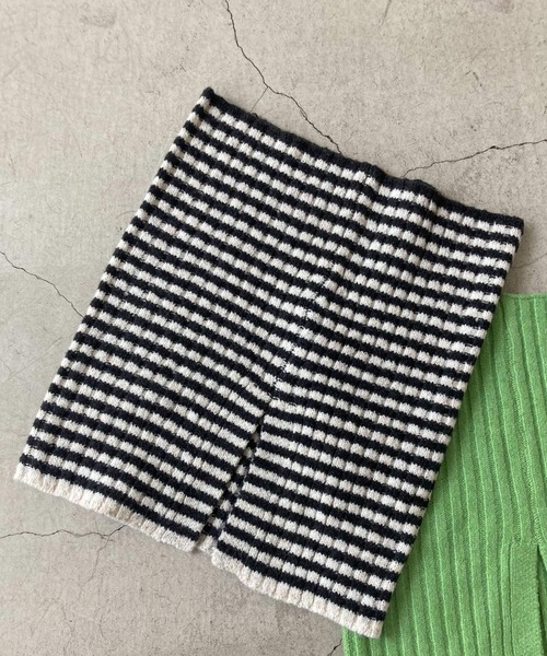 frames RAY CASSIN（フレームスレイカズン）の「WEB限定 リブネックウォーマー アームウォーマー別売り（ネックウォーマー/スヌード・レディース・ターコイズブルー/オートミール/キャメル/スミクロ/イエロー×グリーン/ブラック系・FREE）」の18枚目の写真