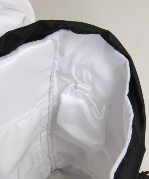 WEGO（ウィゴー）の「WEGO/フラップベルトバックパック（バックパック/リュック・メンズ・ホワイト/ブラック/ネイビー・FREE）」の14枚目の写真