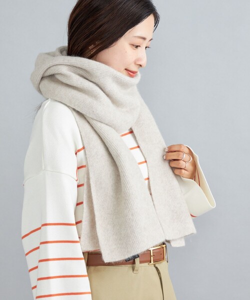 SHIPS(シップス)の「ヘアリー マフラー 22FW◆(マフラー・レディース・ライトグレー/ベージュ/ラベンダー・ONE SIZE)」の5枚目の写真