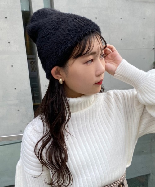one after another NICE CLAUP（ワンアフターアナザーナイスクラップ）の「フェザーニット帽（ニットキャップ/ビーニー・レディース・モカ/アイボリー/ブラック・FREE）」の2枚目の写真