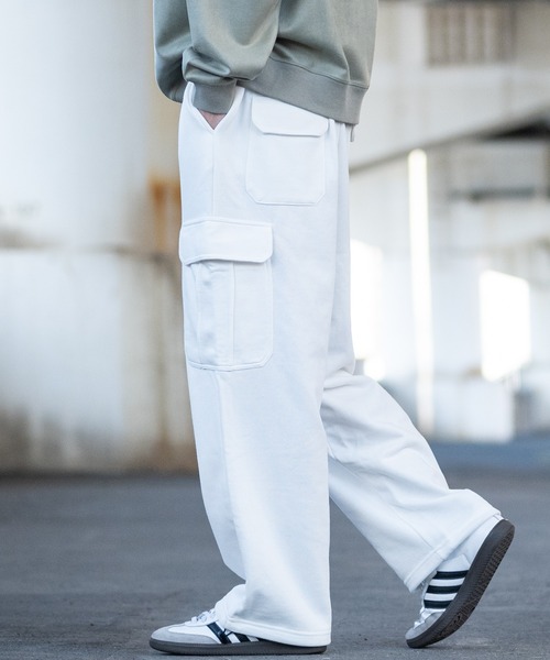 Red Cap Girl（レッドキャプガール）の「【a-r】〔Red Cap Girl/レッドキャップガール〕TC裏毛 RCGピスネーム付き スウェット ワイドカーゴパンツ（カーゴパンツ・メンズ・ホワイト/アッシュグレー/ブラック・MEDIUM/LARGE）」の6枚目の写真