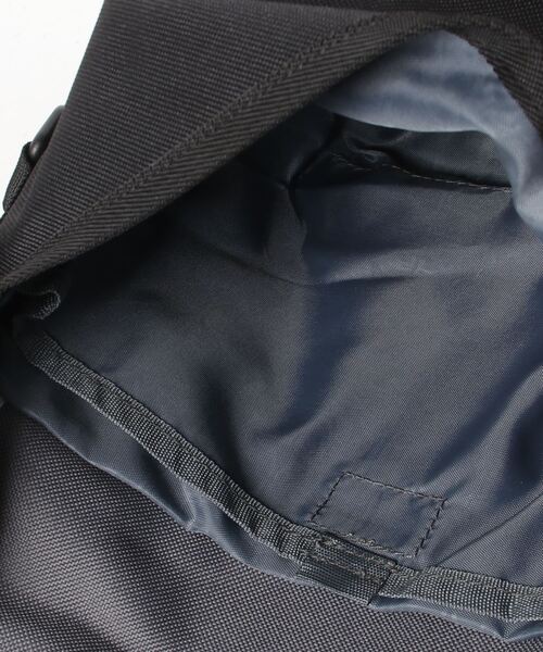 KANGOL(カンゴール)の「【KANGOL】メッセンジャーバッグ KGSA-BG00205(ショルダーバッグ・レディース・グレー/ブラック/ベージュ・FREE)」の4枚目の写真