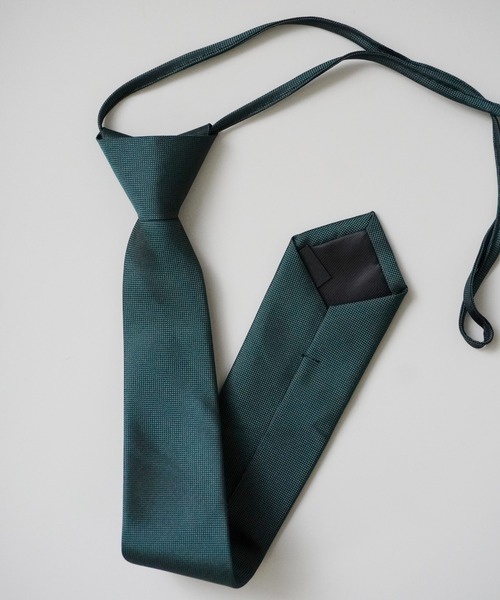 Port（ポート）の「【 簡単に着装 】 アジャスター付き ナロータイ  / ネクタイ_（ネクタイ・メンズ・グリーン/ブラック/レッド/ピンク・FREE）」の2枚目の写真