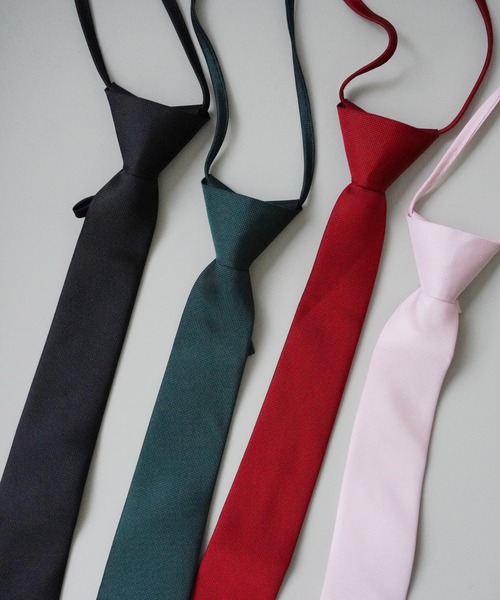 Port（ポート）の「【 簡単に着装 】 アジャスター付き ナロータイ  / ネクタイ_（ネクタイ・メンズ・グリーン/ブラック/レッド/ピンク・FREE）」の11枚目の写真