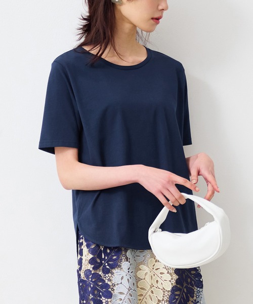 RANAN(ラナン)の「〈Beautiful Cotton 綿100%〉ひんやりUVラウンド(レギュラー丈)(Tシャツ/カットソー・レディース・オフホワイト/ライトグレー/ネイビー/ダークブラウン/ブラック/イエロー/ダークブルー/パープル/チャコール・L/LL/M/3L)」の18枚目の写真
