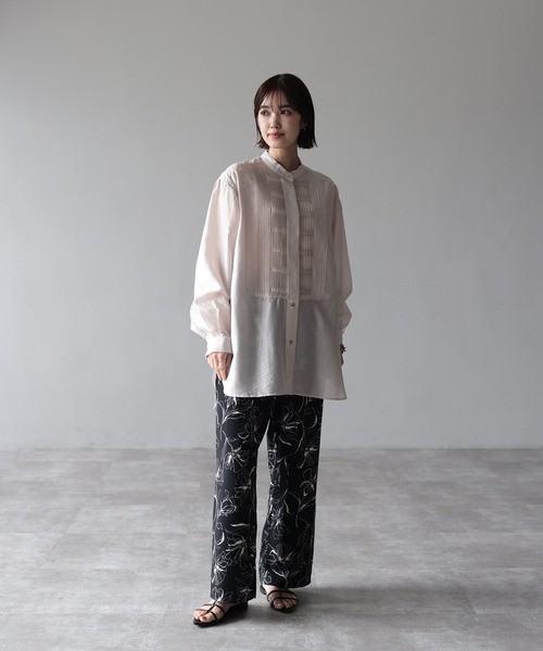 HERENCIA（ヘレンチア）の「サテンパイピング サイドライン ペンシルフラワー イージーパンツ（その他パンツ・レディース・ホワイト系その他/ブラック系その他・MEDIUM）」の19枚目の写真