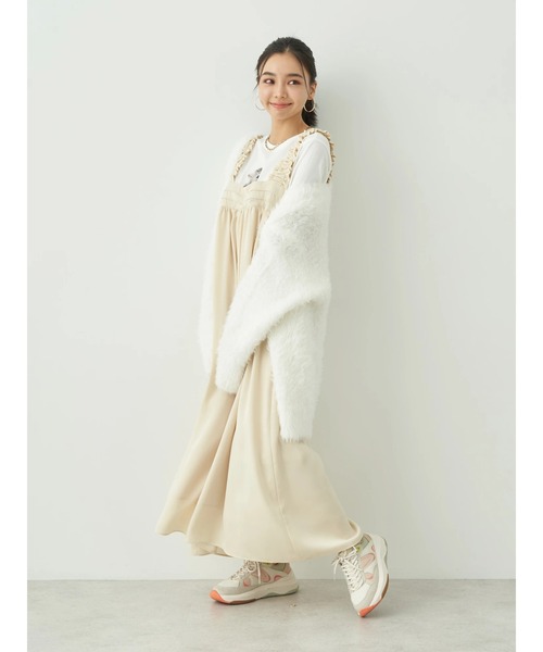 earth music&ecology（アースミュージックアンドエコロジー）の「ギャザーキャミドレス（ワンピース・レディース・アイボリー/ブラック・FREE）」の5枚目の写真