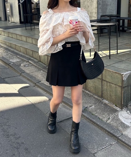 one after another NICE CLAUP（ワンアフターアナザーナイスクラップ）の「ヘルシーな肌見せ。2wayオフショルブラウス（シャツ/ブラウス・レディース・アイボリー/ブラック系その他/ピンク系その他/ブルー系その他・FREE）」の12枚目の写真