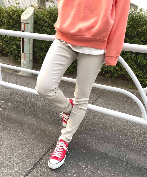 NANEA(ナネア)の「ストレッチレギンスパンツ(その他パンツ・レディース・オレンジ/ベージュ/イエロー/バーガンディー/ピンク/グリーン/ライトグレー/チャコールグレー/ライトベージュ/グレイッシュベージュ/ライトブルー/カーキ/サックスブルー・X-SMALL/X-LARGE/SMALL/MEDIUM/LARGE)」の4枚目の写真