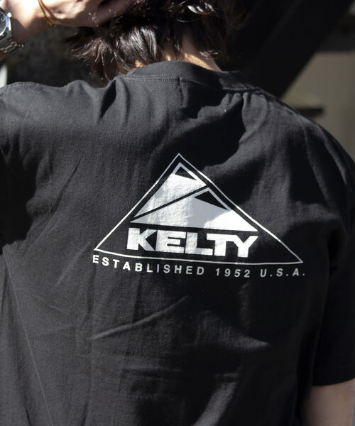 KELTY(ケルティ)の「【KELTY×GLOSTER】別注バックプリント ビッグシルエットTシャツ ケルティ(Tシャツ/カットソー・メンズ・ブラック/ホワイト/ピンク/ダークブラウン/ベージュ・M/L)」の3枚目の写真