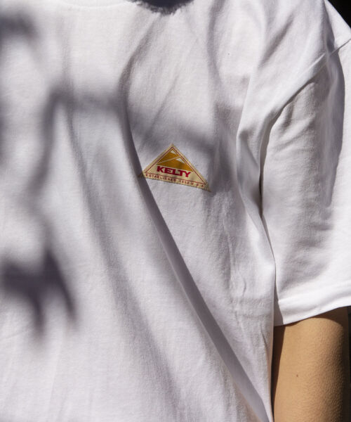 KELTY(ケルティ)の「【KELTY×GLOSTER】別注バックプリント ビッグシルエットTシャツ ケルティ(Tシャツ/カットソー・メンズ・ブラック/ホワイト/ピンク/ダークブラウン/ベージュ・M/L)」の9枚目の写真
